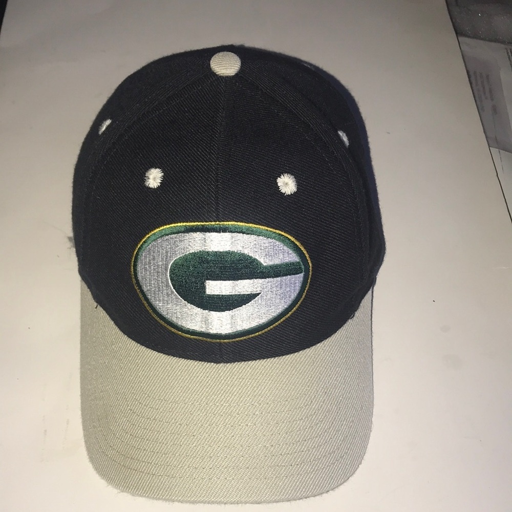NWOT NFL Packers Adjustable Cap